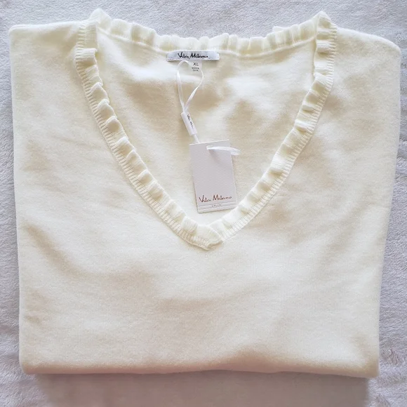 Vila Milano Cream Long Sleeve Soft V-neck Sweater--XL - Picture 11 of 14